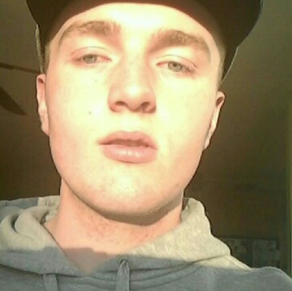 Meet your Posher, Clay